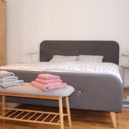 Angela Apartment ซาเกร็บ ภายนอก รูปภาพ