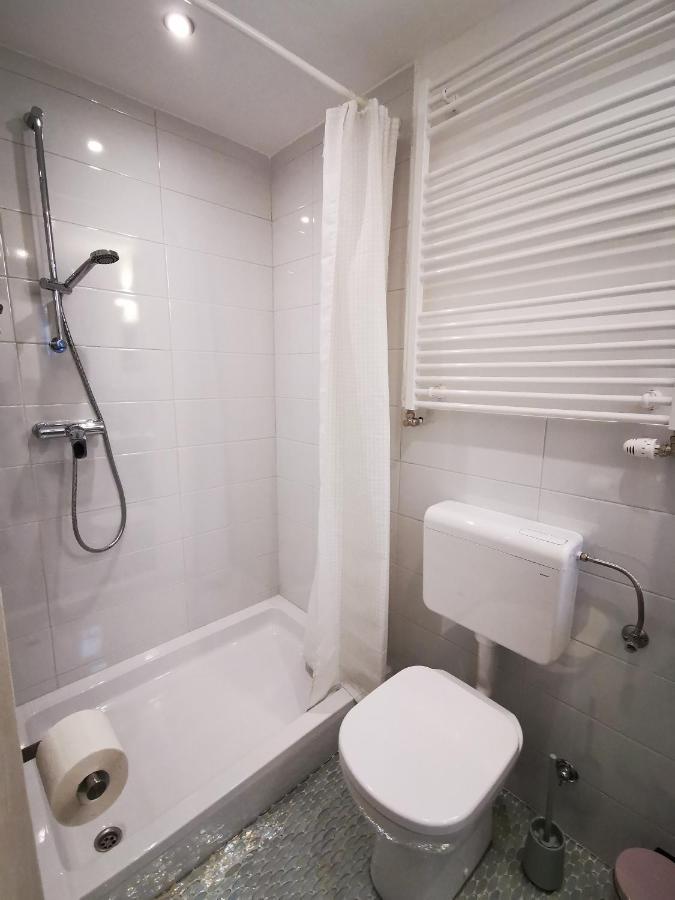 Angela Apartment ซาเกร็บ ภายนอก รูปภาพ