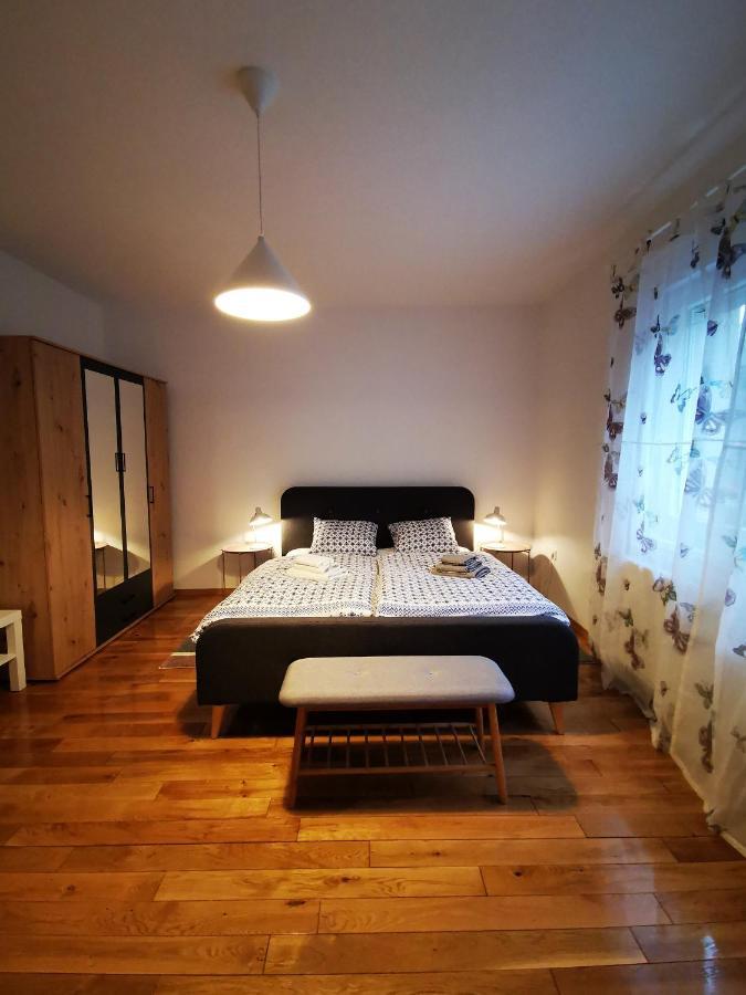 Angela Apartment ซาเกร็บ ภายนอก รูปภาพ